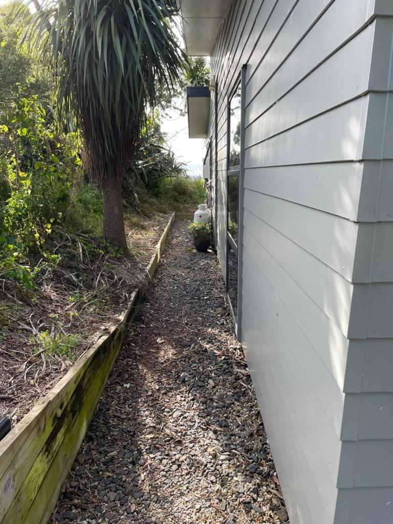 Room With A View Raglan Exterior photo